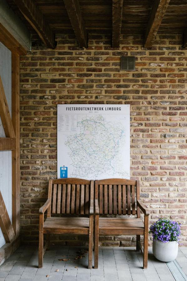 Hoeve De Reetjens - Le Grenier Apartment Bilzen